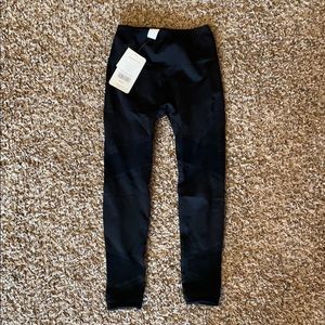 Fabletics mesh mosaic 7/8 legging